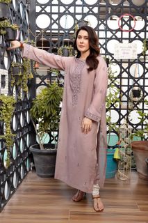 Shaista Lodhi feet photo thumbnail