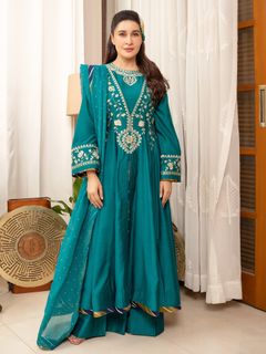 Shaista Lodhi feet photo thumbnail