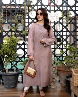 Shaista Lodhi feet photo 11