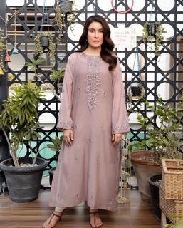 Shaista Lodhi feet photo 10