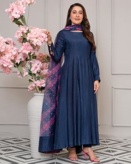 Shaista Lodhi feet photo 5
