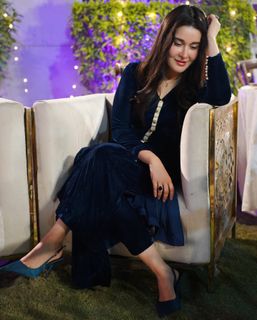 Shaista Lodhi feet photo 4