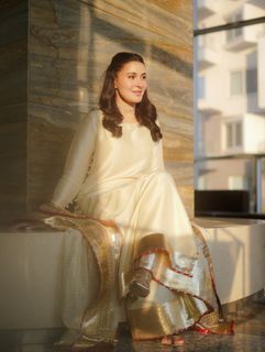 Shaista Lodhi feet photo 17