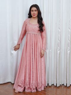 Shaista Lodhi feet photo 11