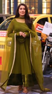 Shaista Lodhi feet photo 2