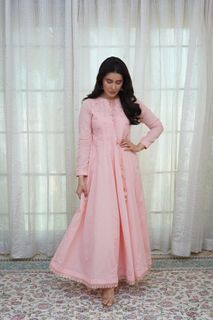 Shaista Lodhi feet photo 5