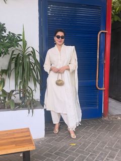 Shaista Lodhi feet photo 10