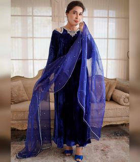 Shaista Lodhi feet photo 12