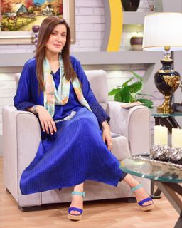 Shaista Lodhi feet photo 3