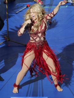 Shakira feet photo thumbnail