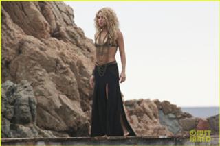 Shakira feet photo thumbnail