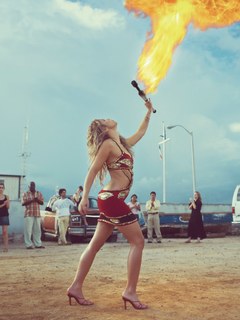 Shakira feet photo thumbnail