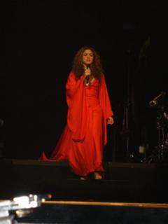 Shakira feet photo thumbnail