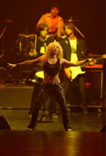 Shakira feet photo thumbnail