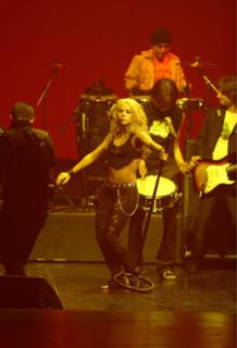 Shakira feet photo thumbnail