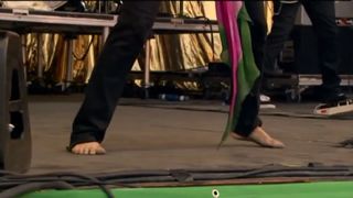 Shakira feet photo thumbnail