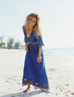 Shakira feet photo thumbnail