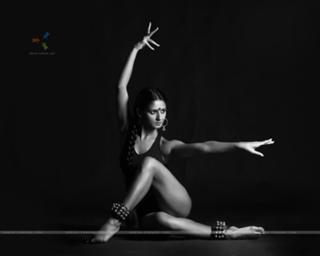 Shakti Mohan feet photo 2
