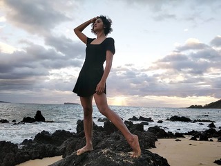 Shakti Mohan feet photo 12