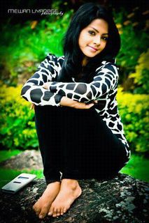 Shalani Tharaka feet photo 4