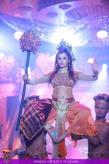 Shalani Tharaka feet photo 17
