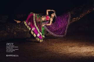 Shalani Tharaka feet photo 7