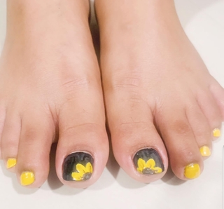 Shalani Tharaka feet photo 14