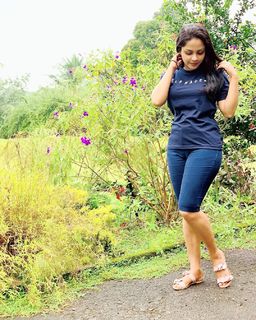 Shalani Tharaka feet photo 8