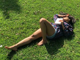 Shalini Pandey feet photo 14