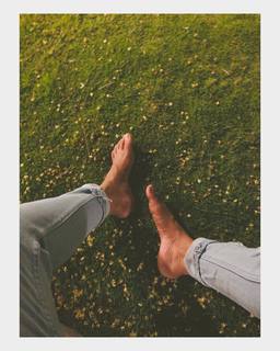 Shalini Pandey feet photo 12