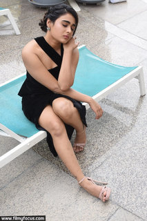 Shalini Pandey feet photo 16