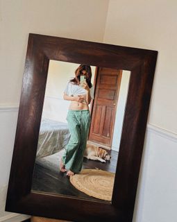 Shalini Pandey feet photo 5