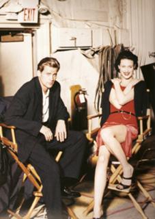 Shalom Harlow feet photo 7