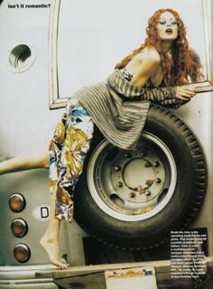 Shalom Harlow feet photo 3