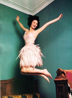 Shalom Harlow feet photo 11