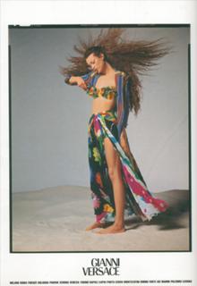 Shalom Harlow feet photo 8