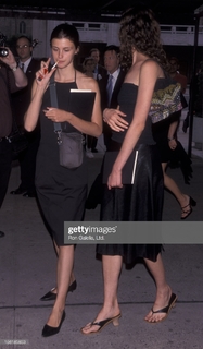 Shalom Harlow feet photo 6