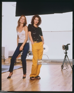 Shalom Harlow feet photo 19