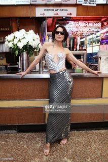 Shalom Harlow feet photo 18