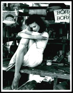 Shalom Harlow feet photo 12
