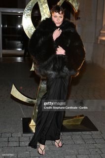 Shalom Harlow feet photo 1