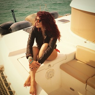 Shama Sikander feet photo 9