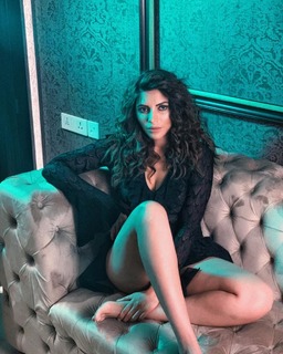 Shama Sikander feet photo 20