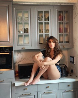 Shama Sikander feet photo 3