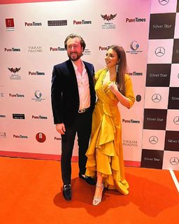 Shama Sikander feet photo 3
