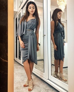 Shama Sikander feet photo 6
