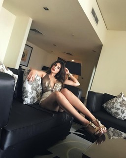 Shama Sikander feet photo 2