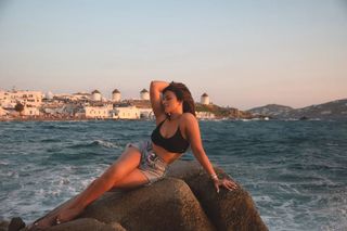 Shama Sikander feet photo 6