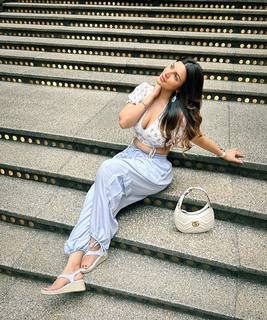 Shama Sikander feet photo 4
