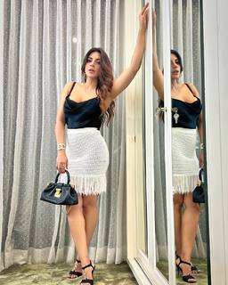 Shama Sikander feet photo 18